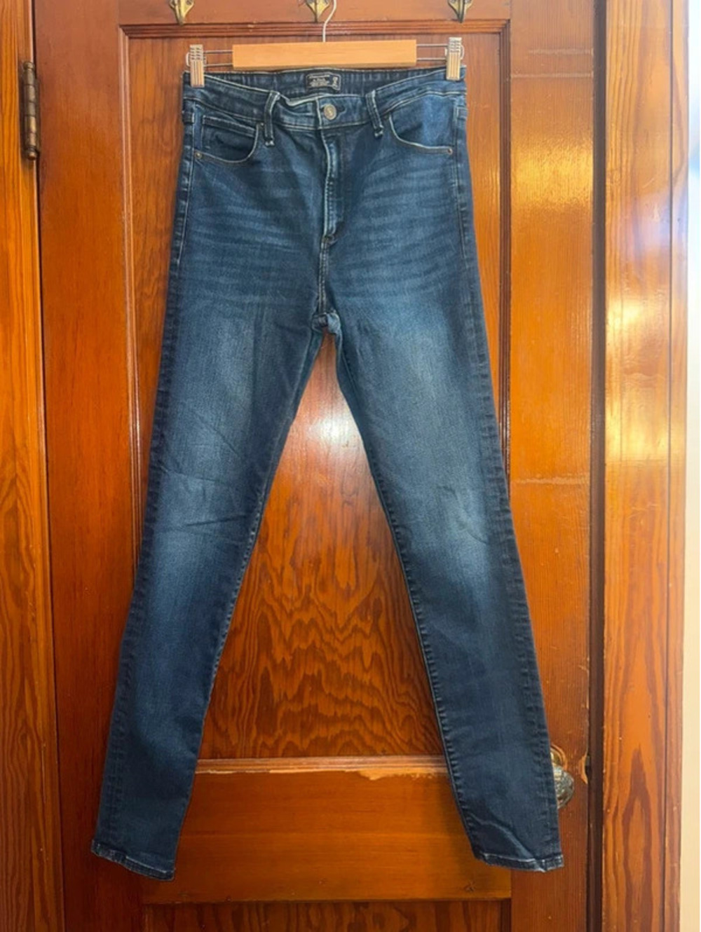 Abercrombie & Fitch Simone high rise super skinny jeans size 28 / US 6